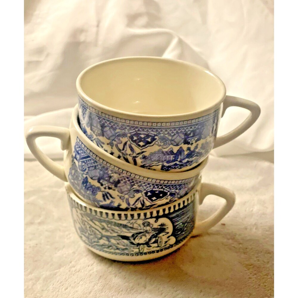 Royal China Blue Currier & Ives Vintage Horse and Carriage Coffee Tea Cups